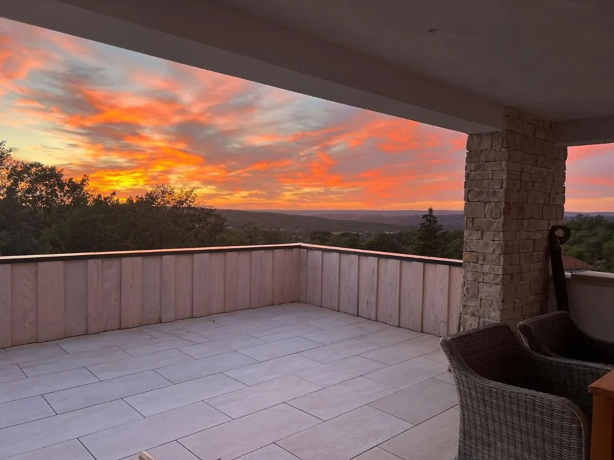 Brisa Wellness Apartments - Clothing Optional, Dfk, Fkk In May, June, September Labin