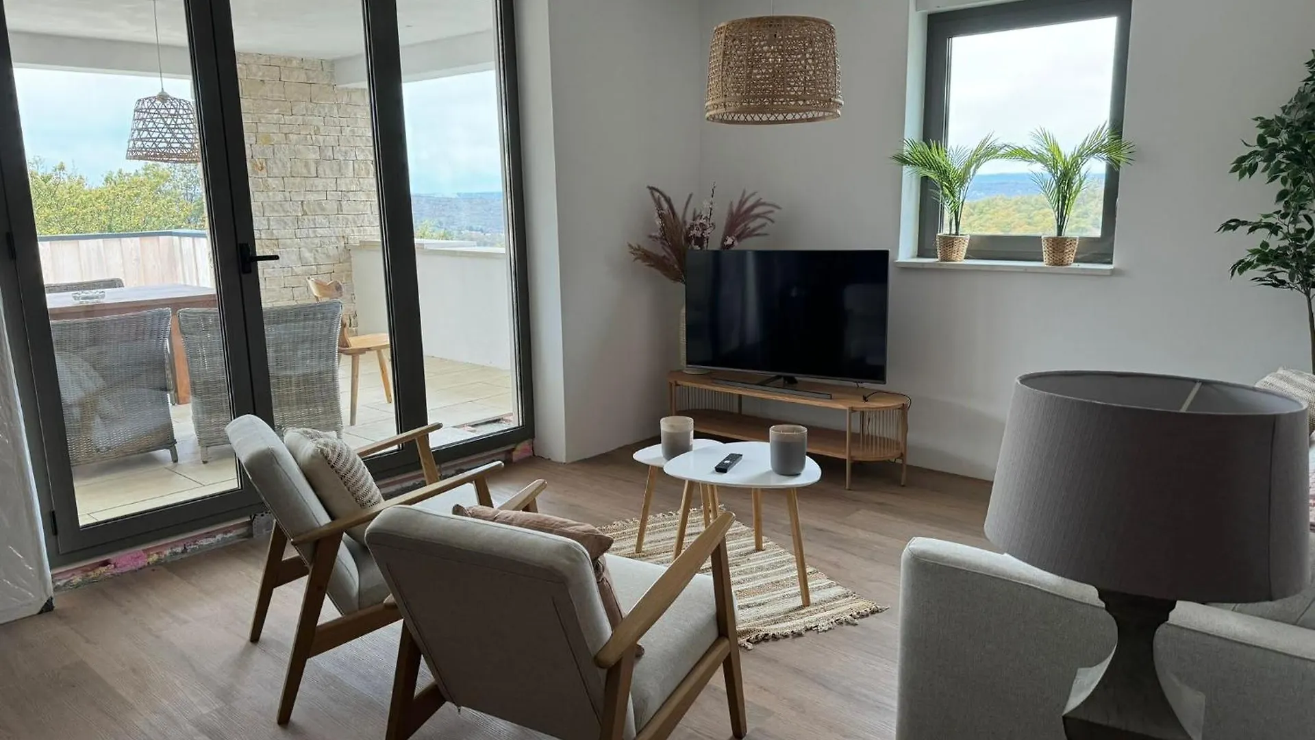 Brisa Wellness Apartments - Clothing Optional, Dfk, Fkk In May, June, September Labin