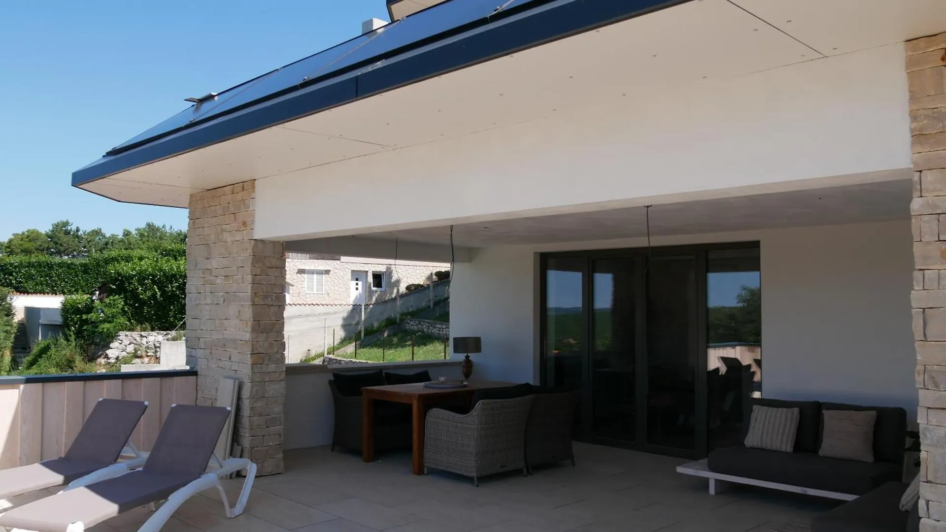 Brisa Wellness Apartments - Clothing Optional, Dfk, Fkk In May, June, September Labin