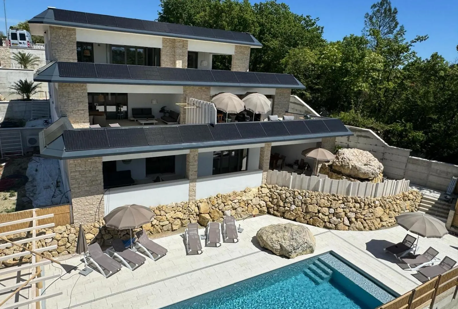 Brisa Wellness Apartments - Clothing Optional, Dfk, Fkk In May, June, September Labin