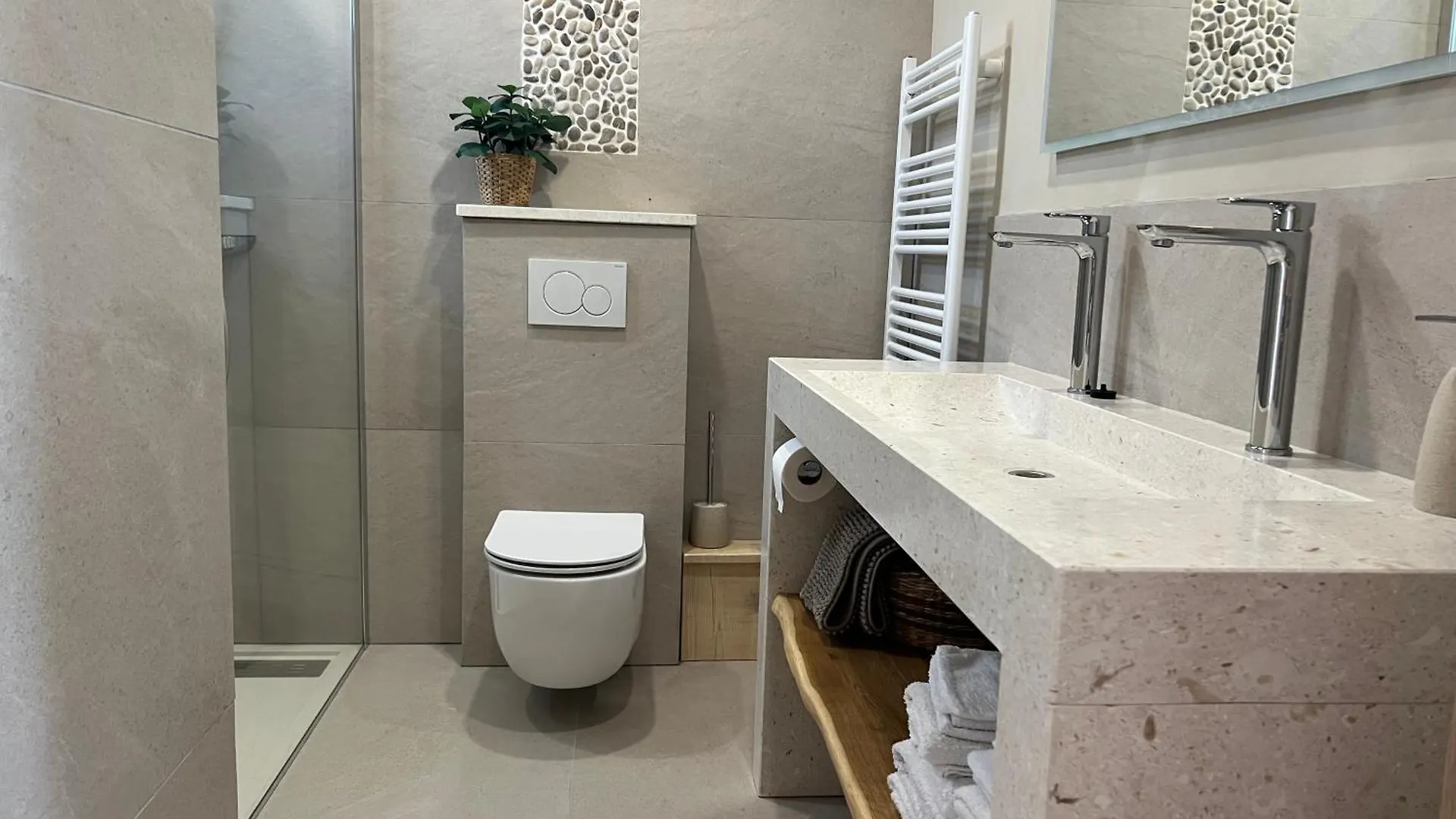 Brisa Wellness Apartments - Clothing Optional, Dfk, Fkk In May, June, September Labin  Croatia