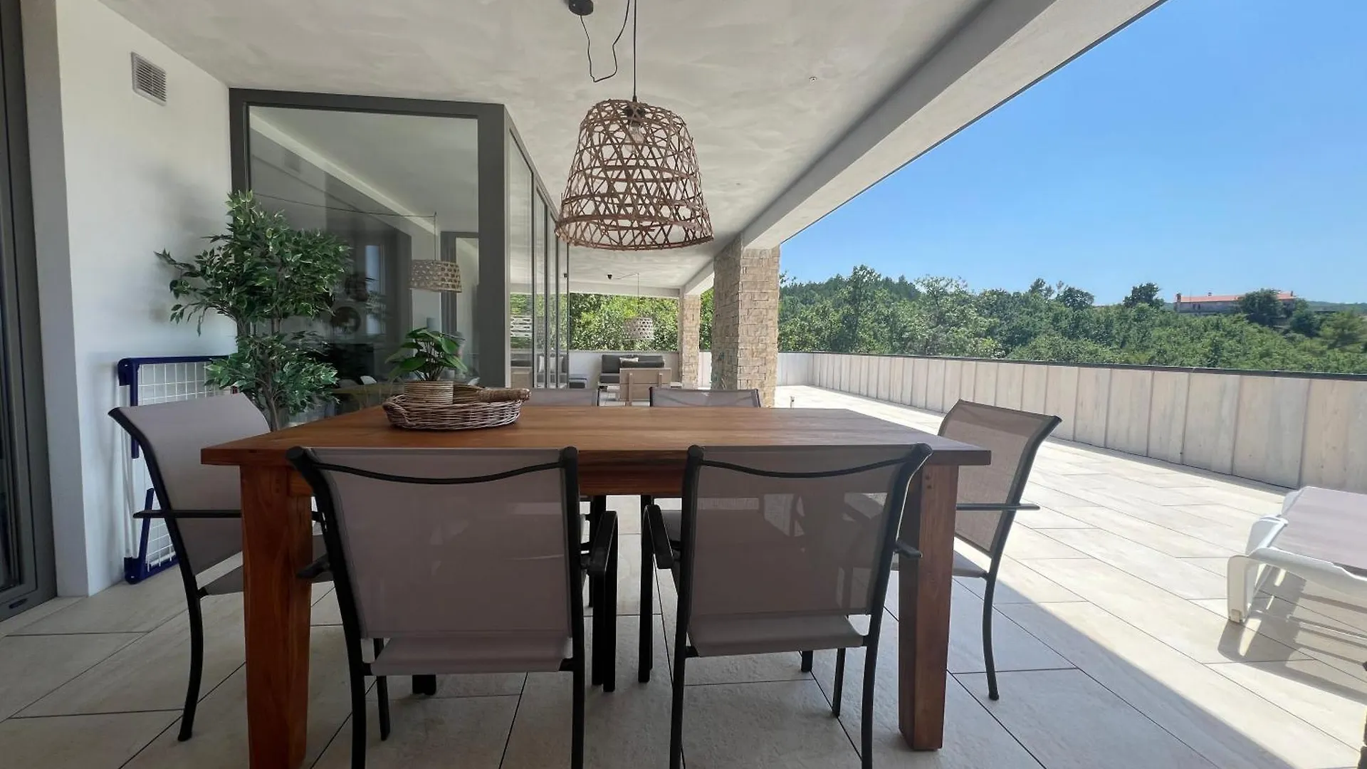 Brisa Wellness Apartments - Clothing Optional, Dfk, Fkk In May, June, September Labin